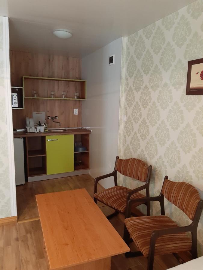 קמיצ'יה Elmona Villas מראה חיצוני תמונה