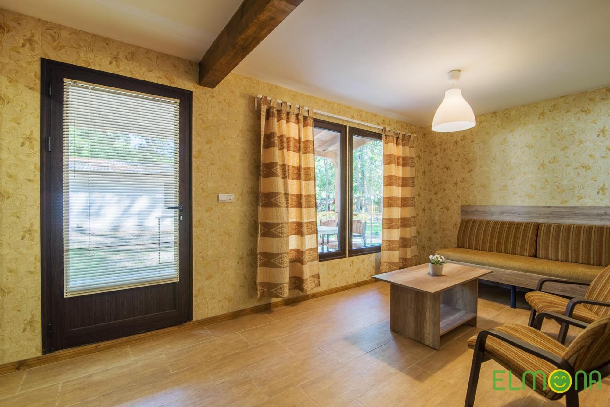 קמיצ'יה Elmona Villas חדר תמונה