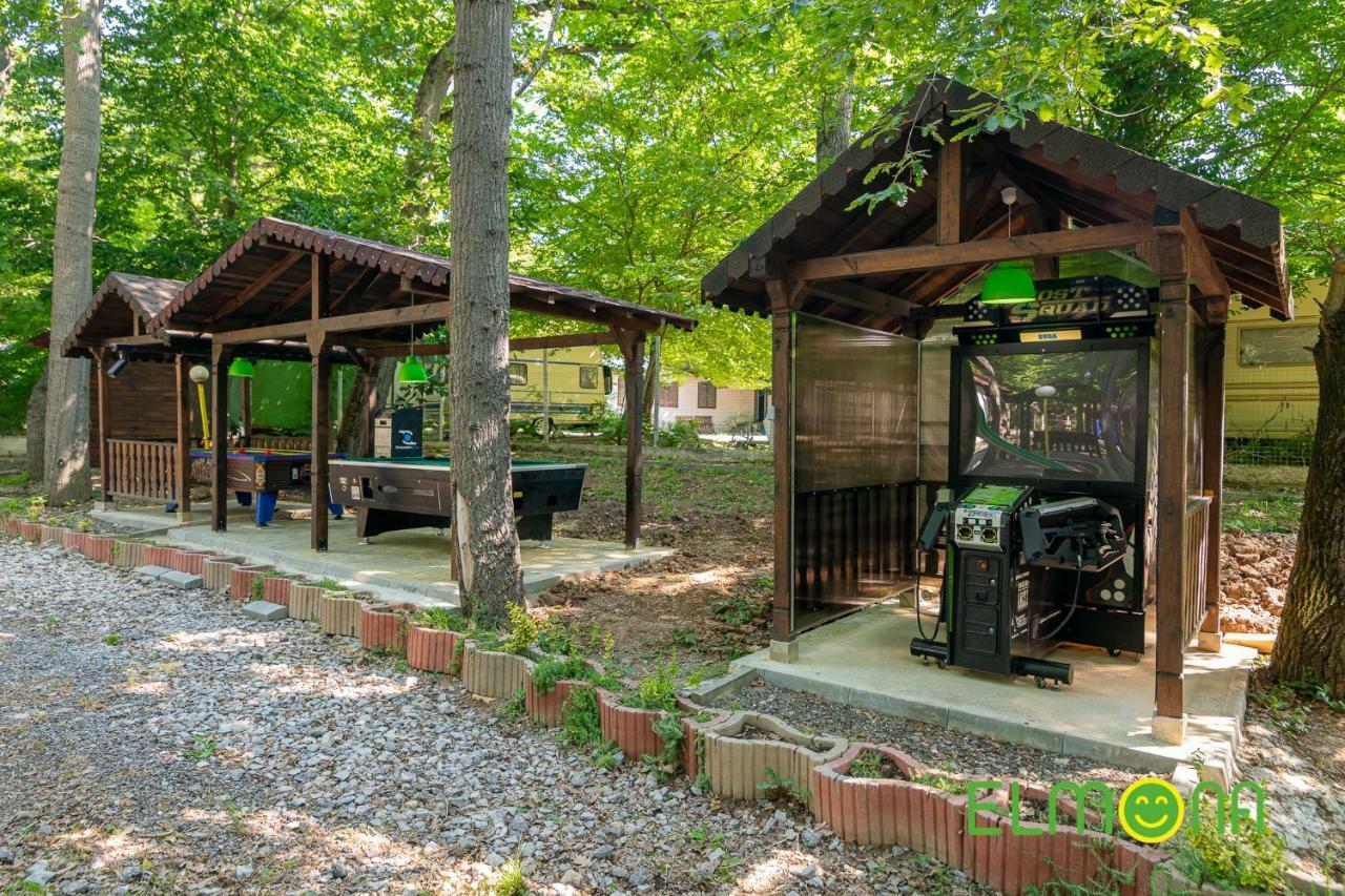 קמיצ'יה Elmona Villas מראה חיצוני תמונה