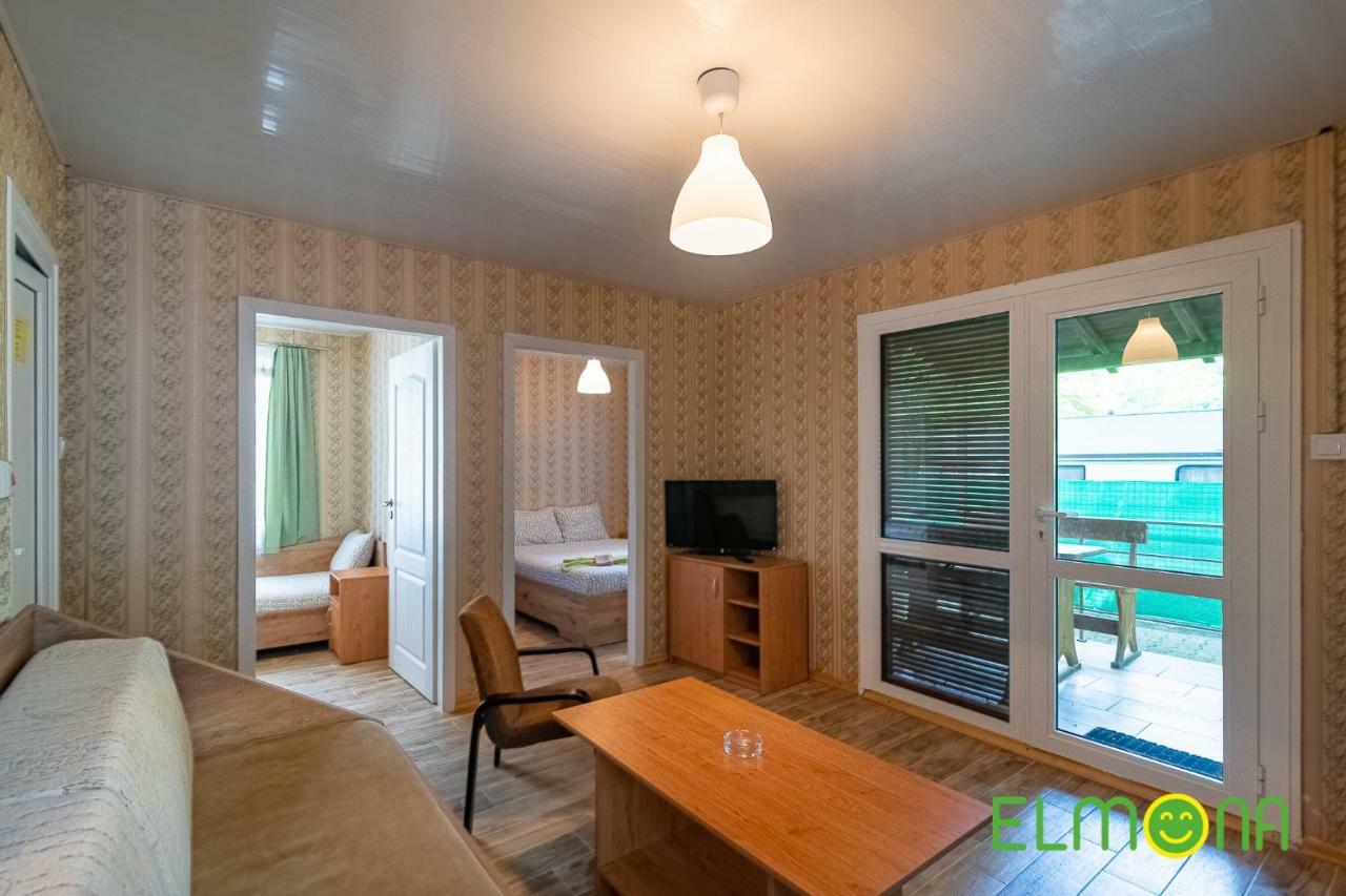 קמיצ'יה Elmona Villas מראה חיצוני תמונה